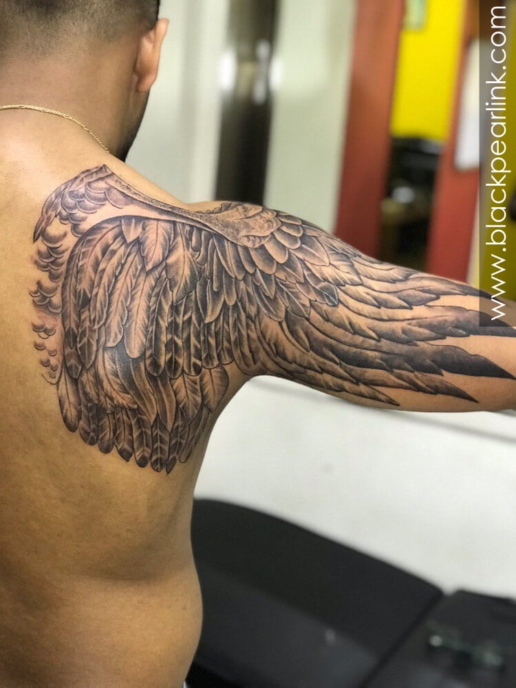 Someone's recent post inspired me to show off my wings of freedom tattoo,  hope you guys appreciate it 🙂 : r/ShingekiNoKyojin