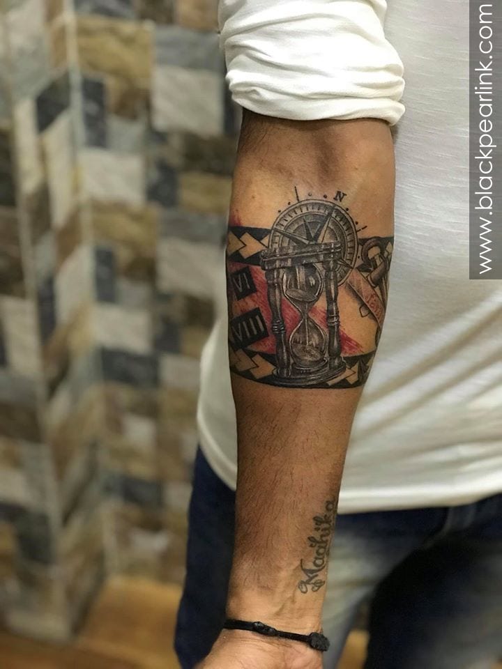 3D Rudraksha tatttoo , helede mrutyunjay mantra Artist : Ketan Patel  @ketantattooist #3d #rudraksha #wrist #mantra #… | Trishul tattoo designs,  Ink tattoo, Tattoos
