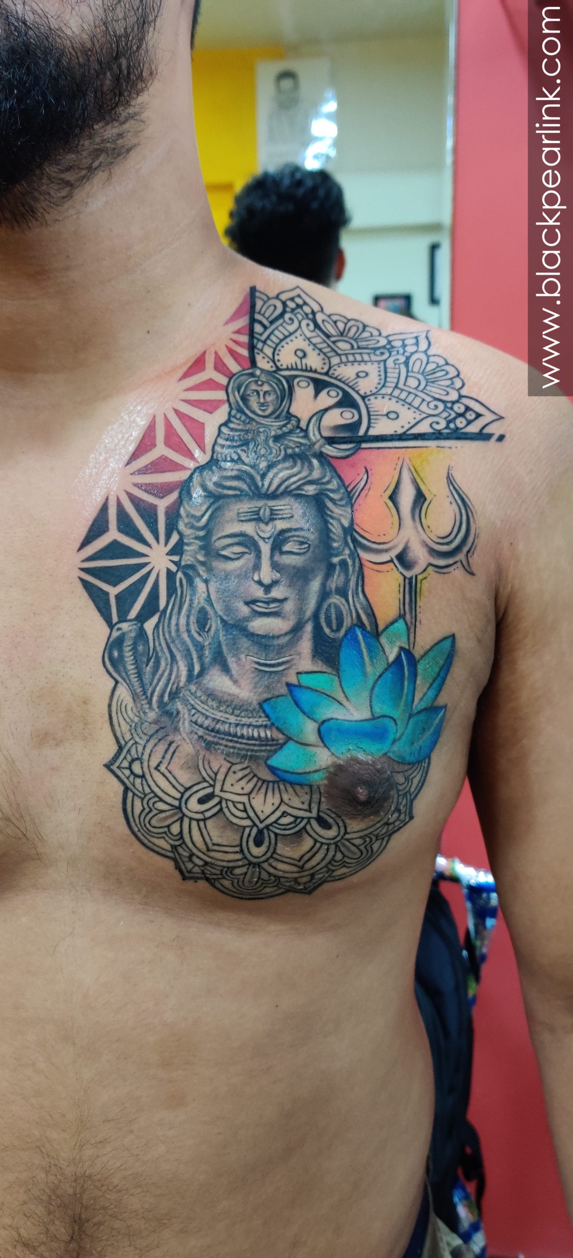 Kiran's BODY Tatto - Trishul#om#shiva#damaru#siva#siva#shiv#neck#tat# tattoo#beautiful#permanent#tatu#  kiranstattoos@7978994116/9853547700 | Facebook